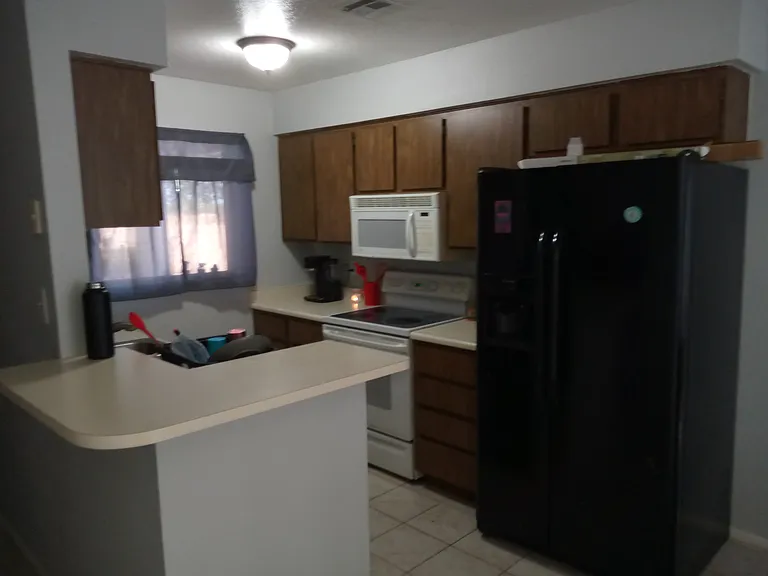 10807 W Northern Ave #121 — Photo 2