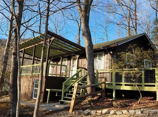 146 Reservoir Rd, Black Mountain, NC 28711