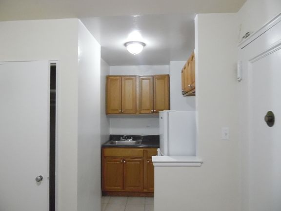 3rd image of 8920 55th Ave APT 7D