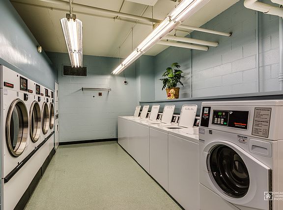 4th image of 1401 E 55th St APT 603N