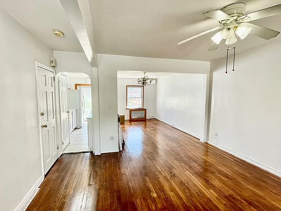 4th image of 56-51 205th St