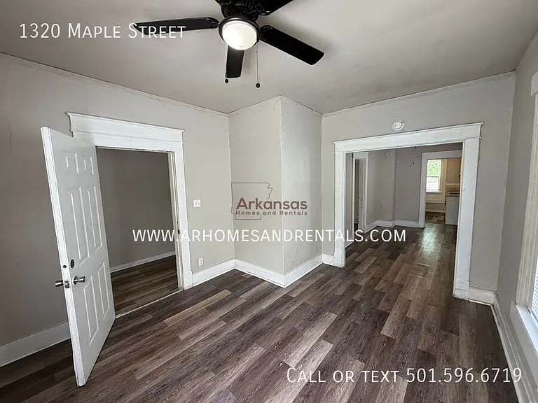 1320 Maple St — Photo 5