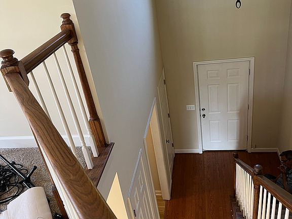 2nd image of 500 Twin Oaks Cir