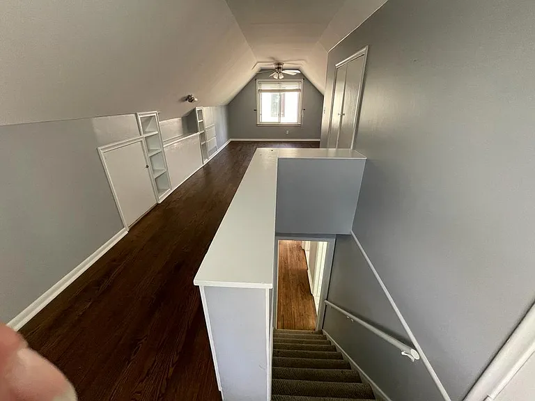 136 Girard Ave — Photo 15