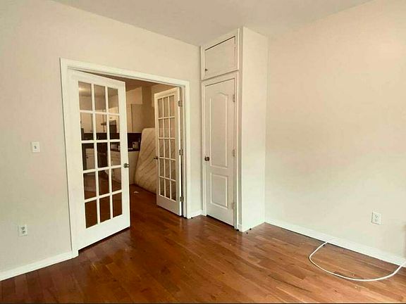 4th image of 412 4th Ave #1RR