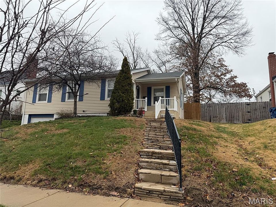 1st image of 7621 Alicia Ave