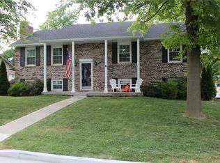 600 W 31st St, Higginsville, MO 64037