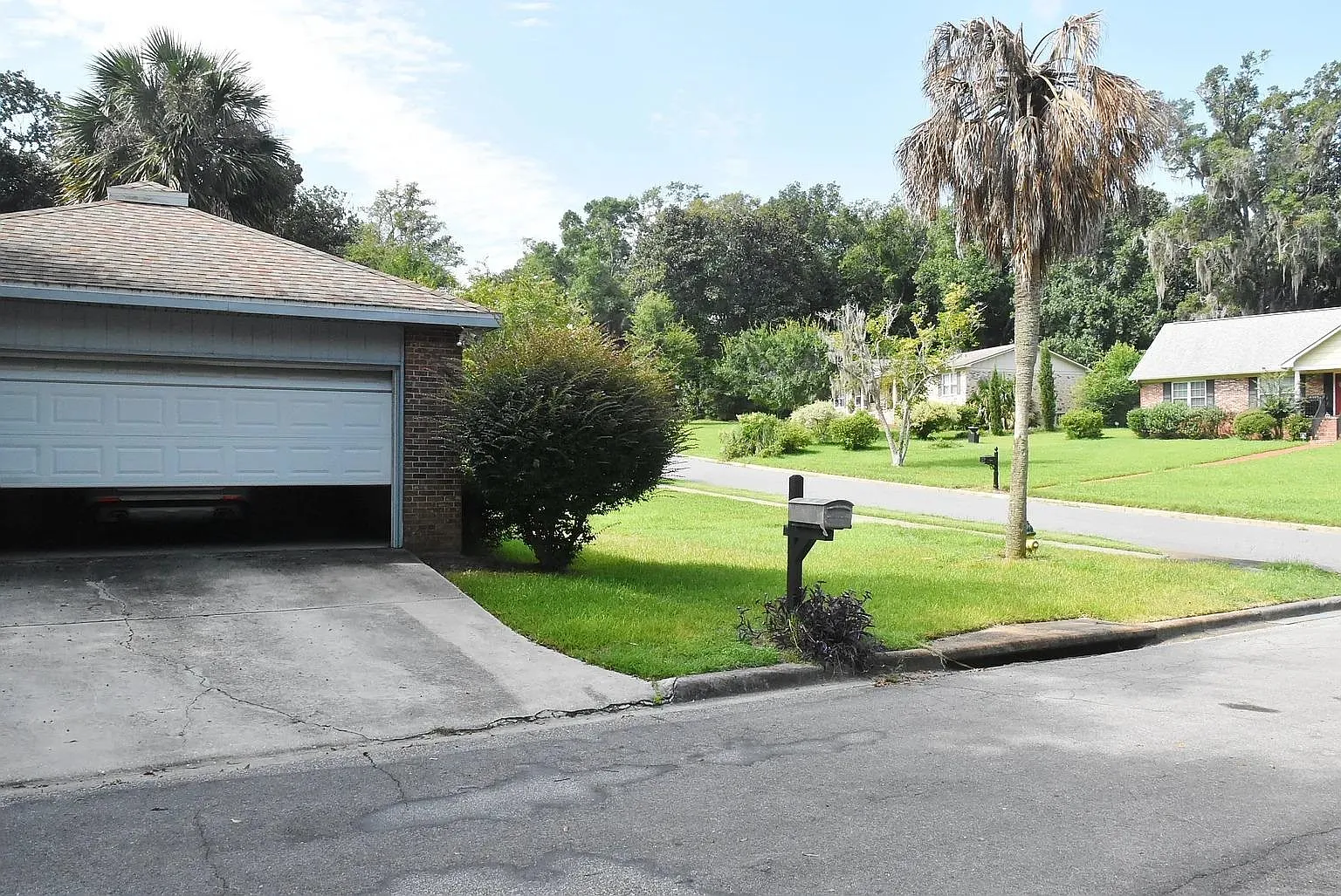 3 bed, 1523 sqft, $2,400 — Photo 2