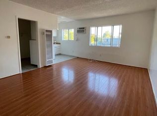 6926 Milwood Ave #3BBJCFET0, Canoga Park, CA 91303