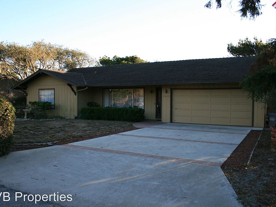 1st image of 5233 Hillcrest Dr