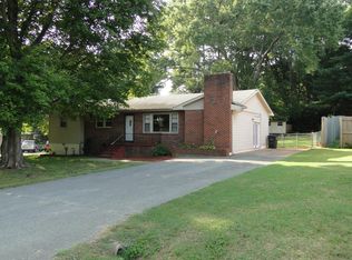 1208 Apache St, Athens, TN 37303