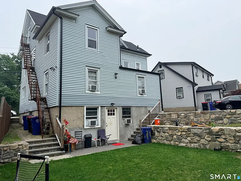 17 Laura St — Photo 6