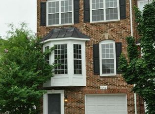 1650 Treetop View Ter, Silver Spring, MD 20904