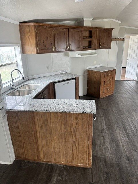 1st image of 5229 Clover Ln