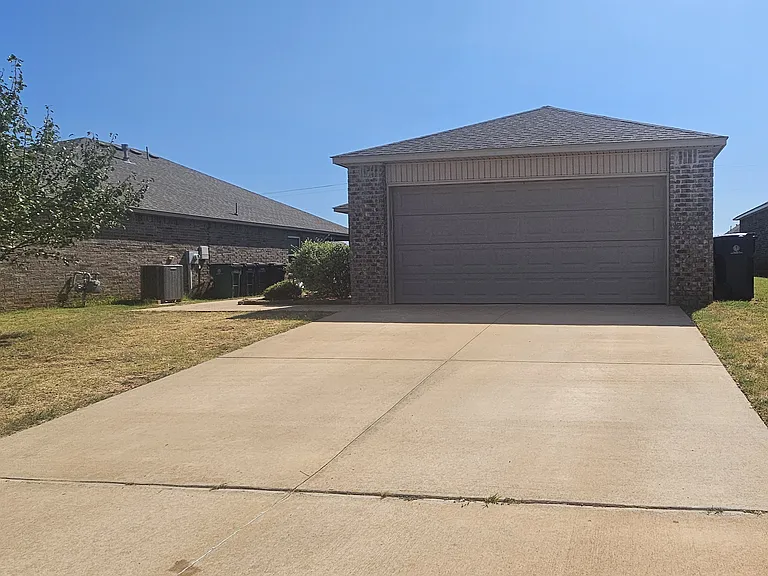 4312 Umbria Rd — Photo 1