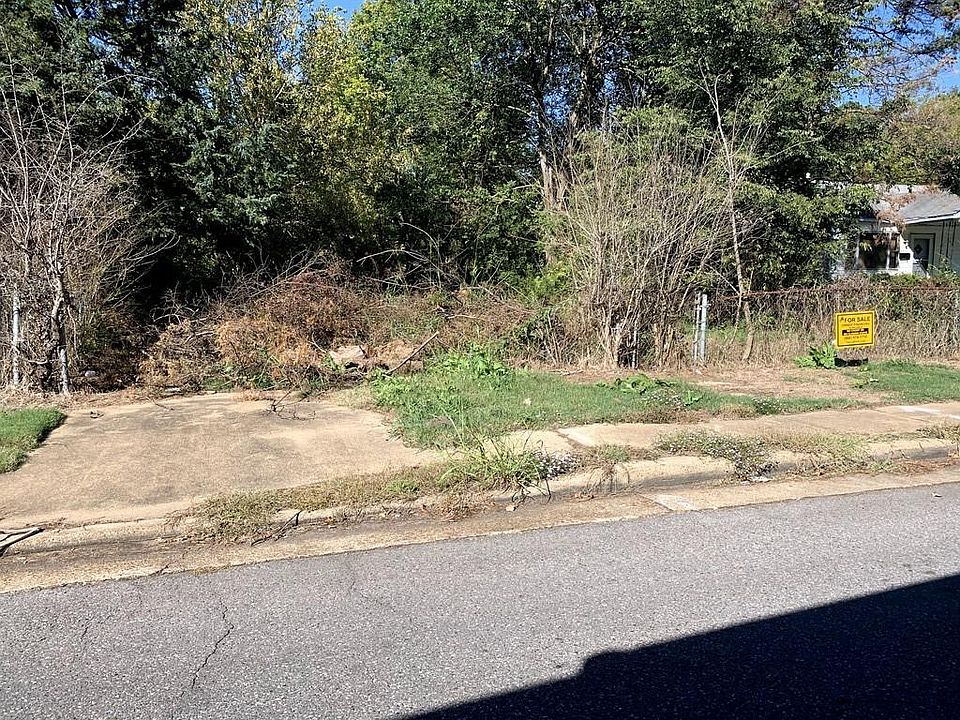 1st image of 1802 E Madison Ave