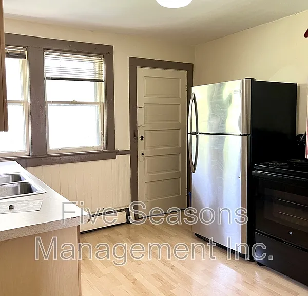 76 N Union St #7 — Photo 18