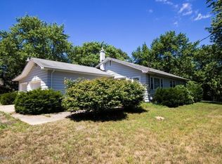 2800 Eaman Rd, Benton Harbor, MI 49022