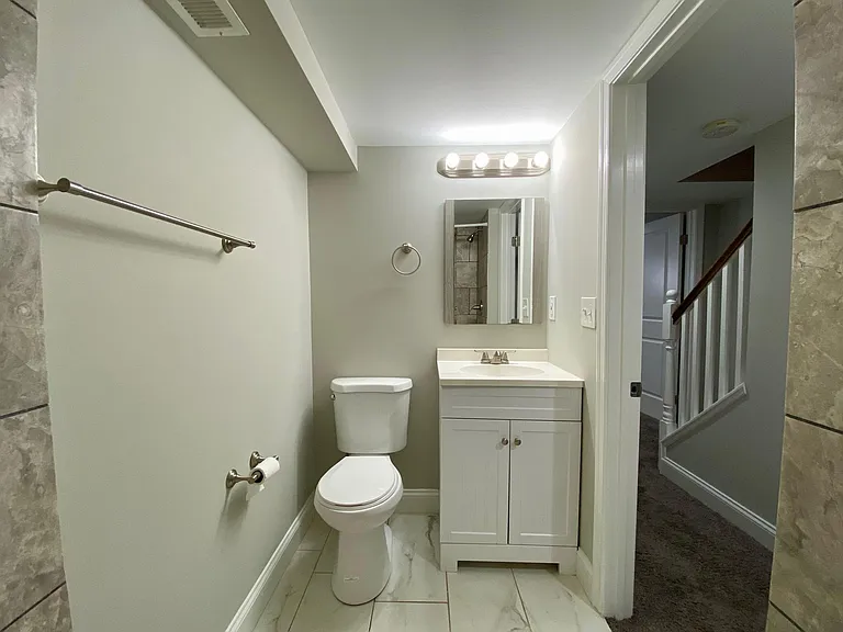 304 S Conkling St — Photo 30