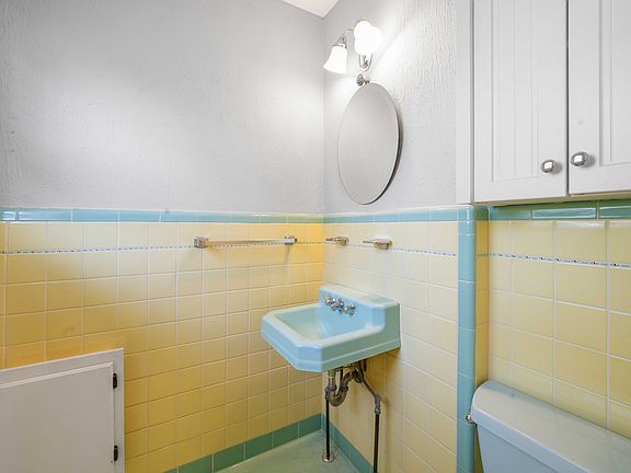 4th image of 5312 Nadine Dr