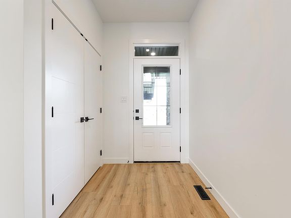 3rd image of 1309 Hawks Ridge Blvd NW