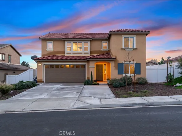 717 Van Way, Perris, CA 92570