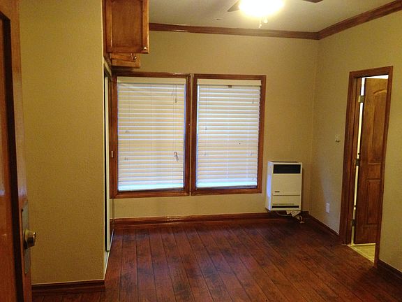 2nd image of 1112 N Kingsley Dr APT 5