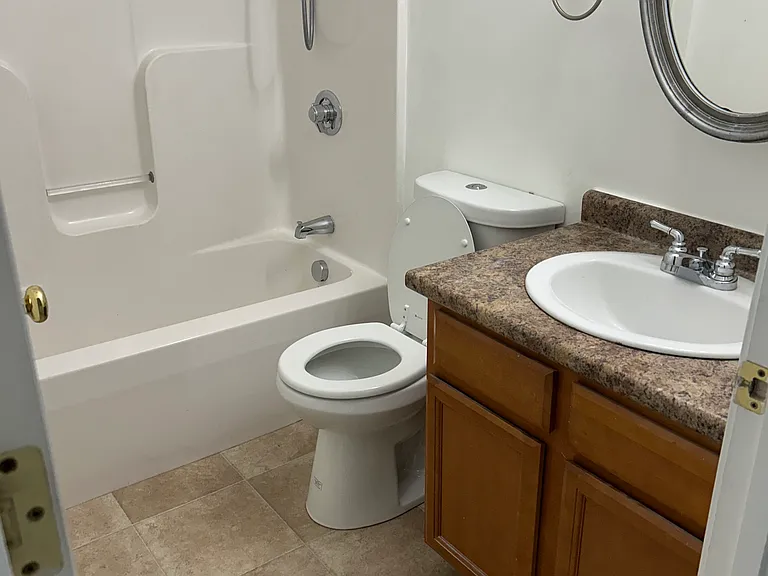 110 Trinity Cir #A — Photo 10