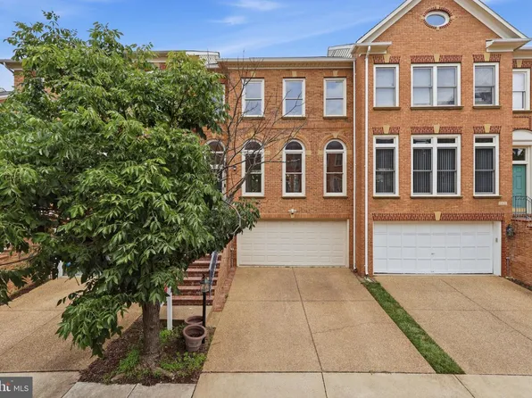 1813 Brentridge St, Vienna, VA 22182