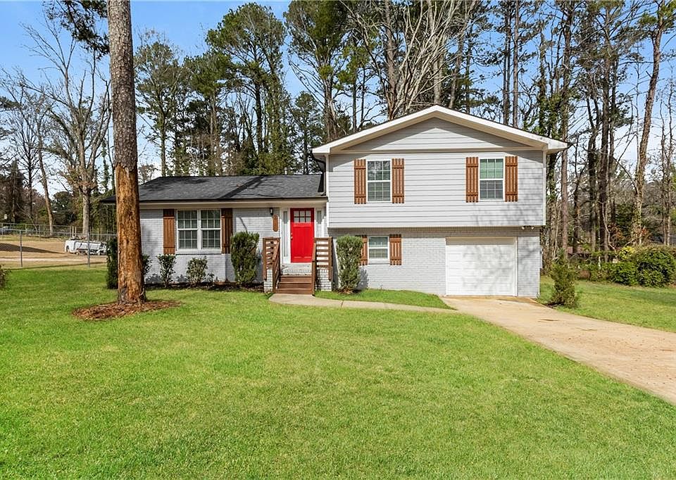 1st image of 4111 Northstrand Dr