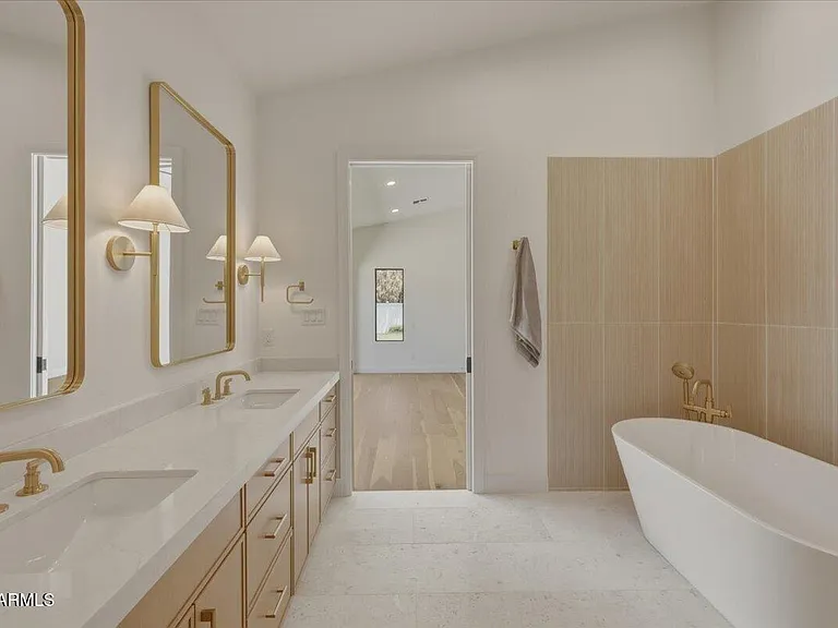 6050 E Hollyhock St — Photo 52