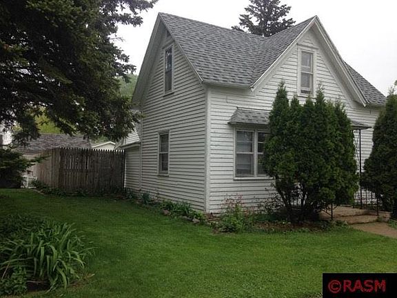 2nd image of 421 W Humphrey St