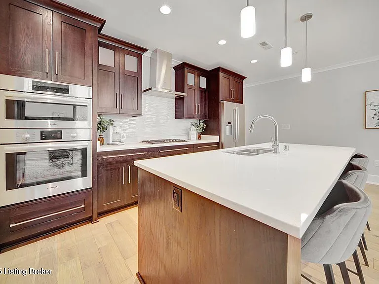 9419 Norton Commons Blvd #203 — Photo 7