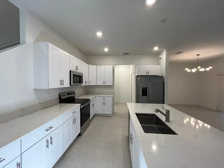 10042 Trumpet Honeysuckle Way — Photo 14