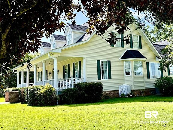2nd image of 10097 Grove Dr