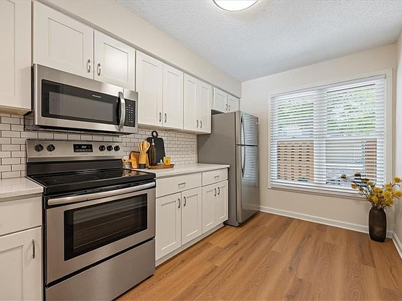 2nd image of 731 E 121st Ter