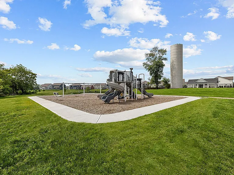 12569 Cattle Ridge Dr — Photo 9