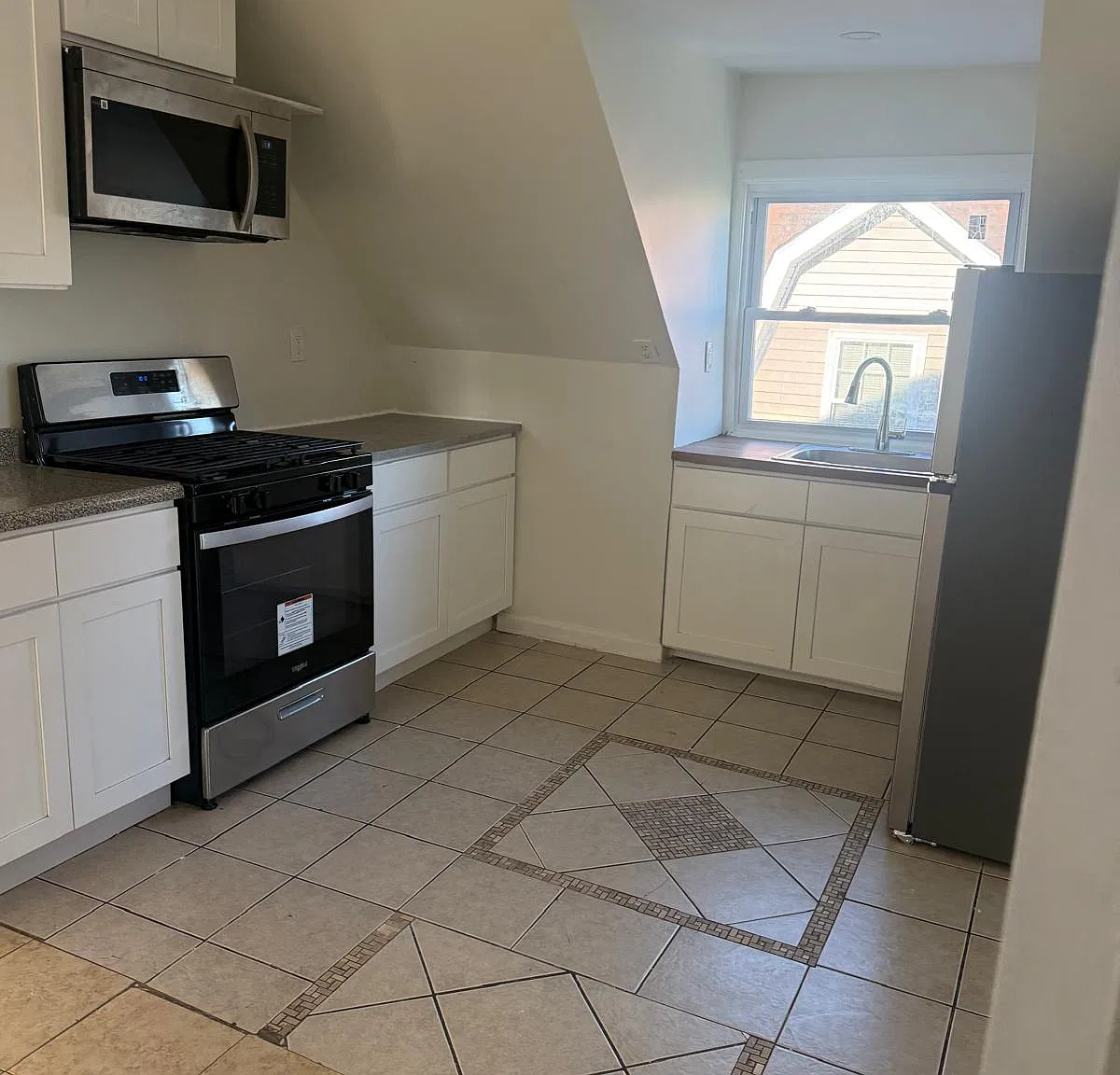 243 Park Ave — Photo 1