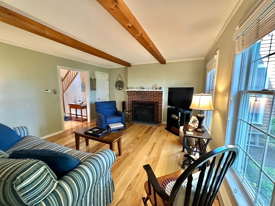 Living room with fireplace.