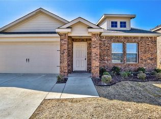 421 Paddock Ln, Celina, TX 75009