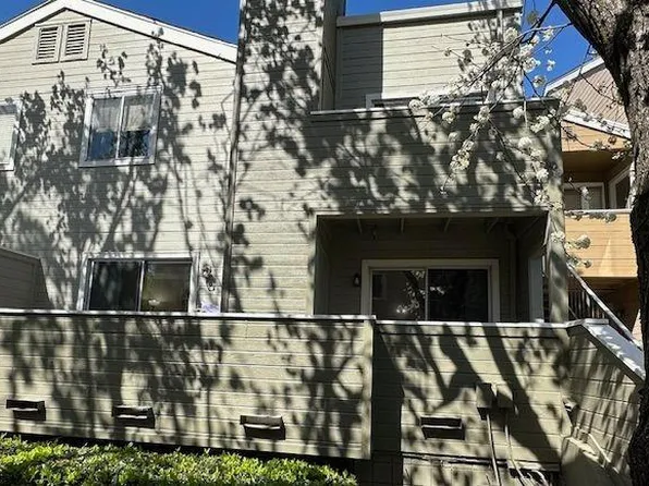 1019 Dornajo Way APT 128, Sacramento, CA 95825