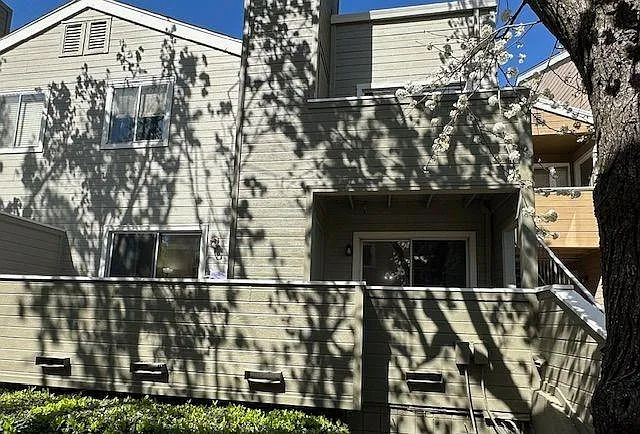 1019 Dornajo Way APT 128 photo 1
