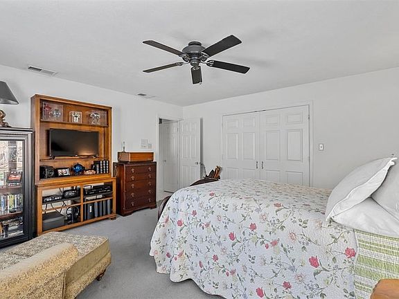 3rd image of 4525 Soda Ridge Rd