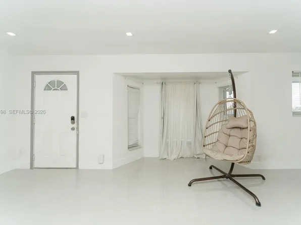 2260 Charleston St #1, Hollywood, FL 33020