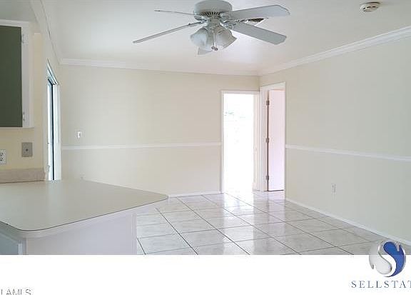 3rd image of 1319 SE 20th Pl