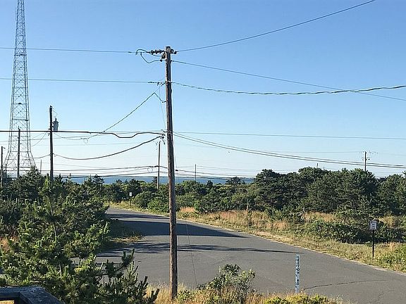 Napeague Harbor view North
