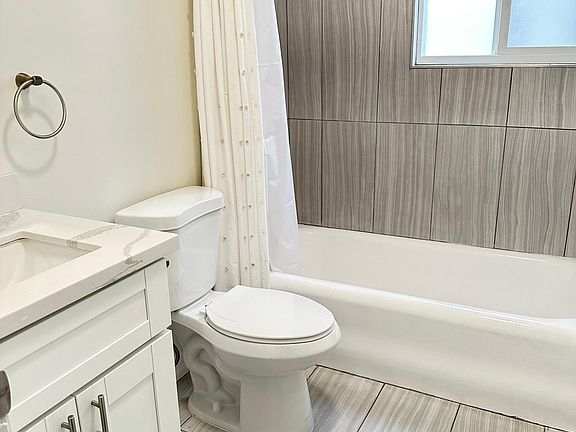 4th image of 203 S Arnaz Dr #2031