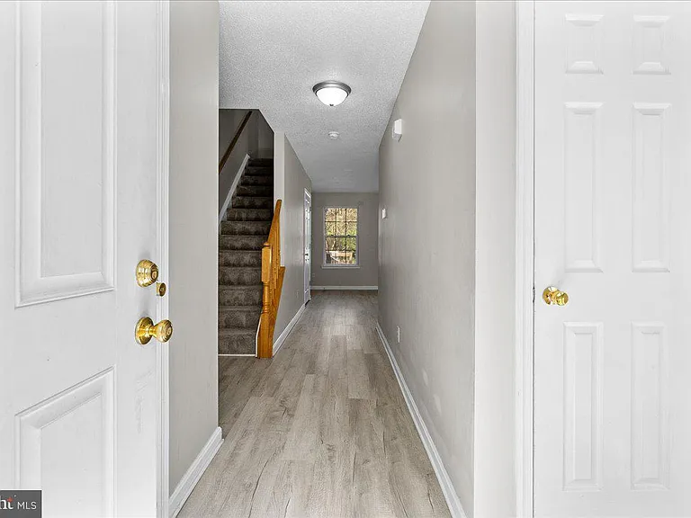 229 Sherando Cir — Photo 2