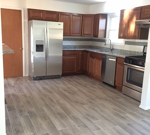2nd image of 50 Rosemont St