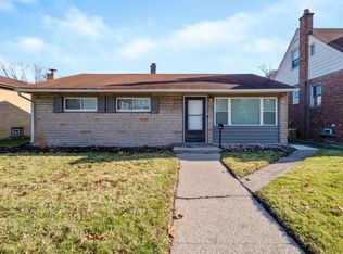 17711 Roy St, Lansing, IL 60438